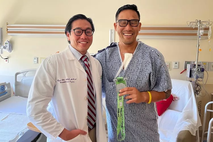 Marathon Runner in Cardiac Arrest Saved by a Heart Surgeon Leaving Brunch